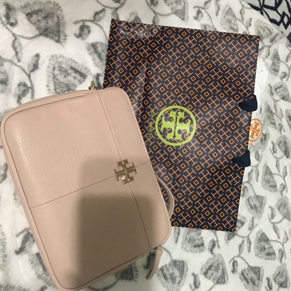 Tory Burch Handbags - Tory Burch crossbody